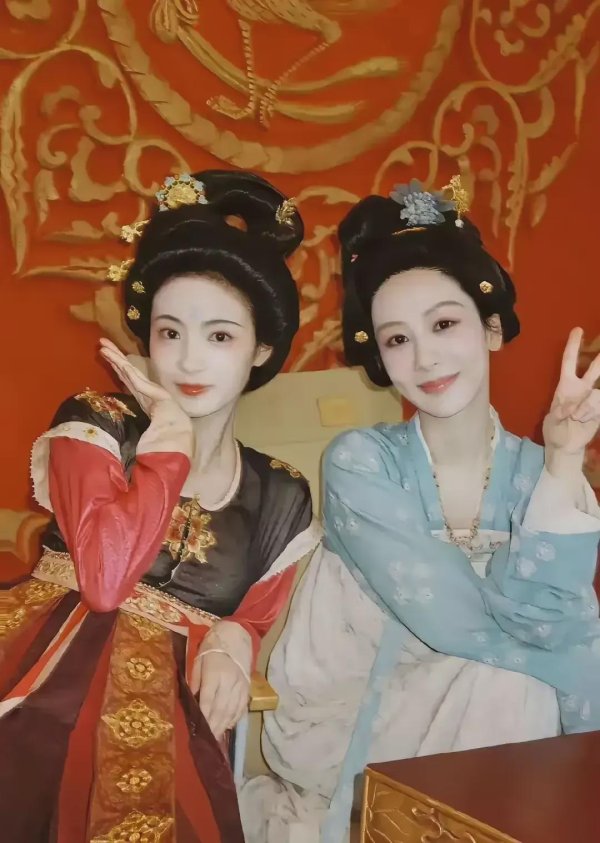 永信策略 众星发文告别《锦绣芳华》，杨紫、张雅钦发美照，3大cp粉给力