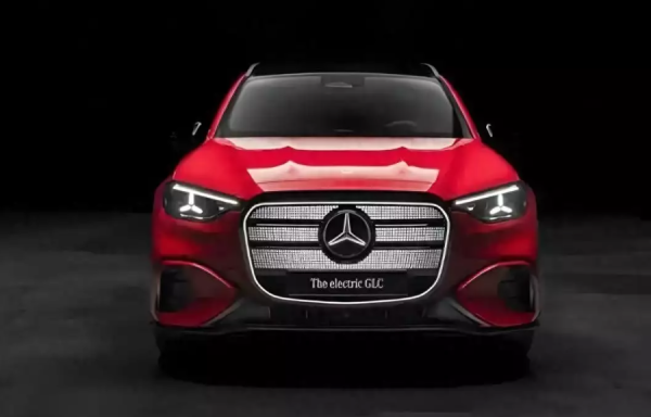 锅牛配资 奔驰终于“听劝了”！GLC EV版正式发布，有望成为标杆？